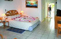 Отель HOLIDAY ISLAND 4 * (Мальдивы)