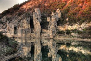 Чудные скалы, достопримечательности Болгарии