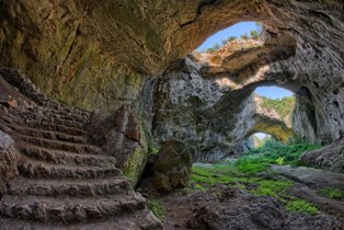 Пещера Деветашка, достопримечательности Болгарии