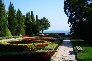 Балчик – Ботанический сад – Вечерний круиз на яхте, экскурсии в Болгарии