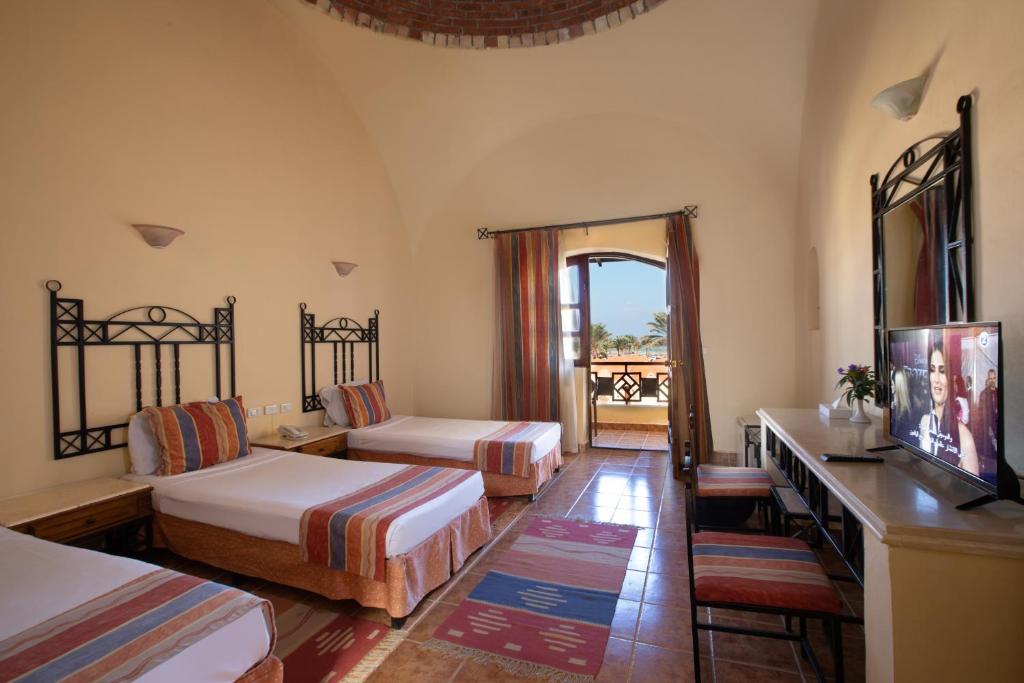 Protels crystal beach resort 4 египет марса. Protels crystal beach resort 4 египет марса