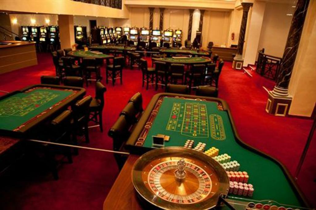 Https drgn4s casino. Сезарс Палас казино. Казино Гранд Палас. Тунис казино. Тунис казино Европа.