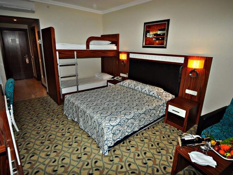 Club side coast hotel отзывы. Club Side Coast Hotel 5 Сиде. Club Side Coast Hotel 5 номера. Club Side Coast Hotel номера. Club Side Coast Hotel 5 Family Bunkbed Room.