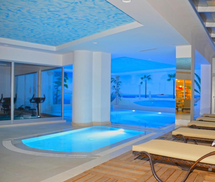 Justiniano Deluxe Resort 5* (Турция, Аланья) - цена, фото и описание отеля