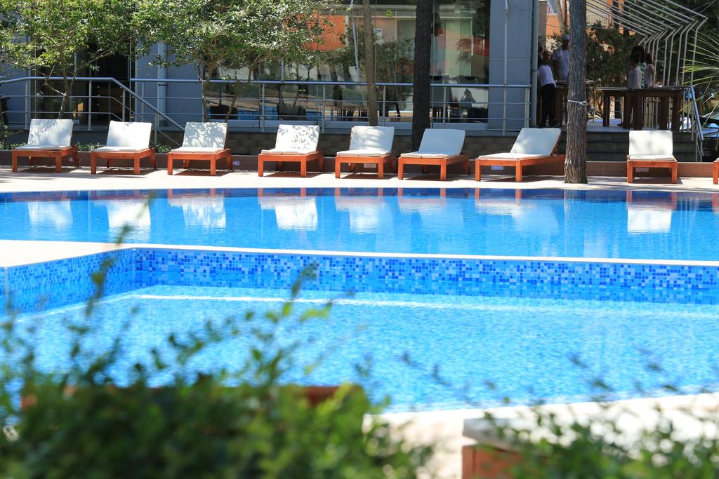 Esal Hotel 4 Албания Дуррес