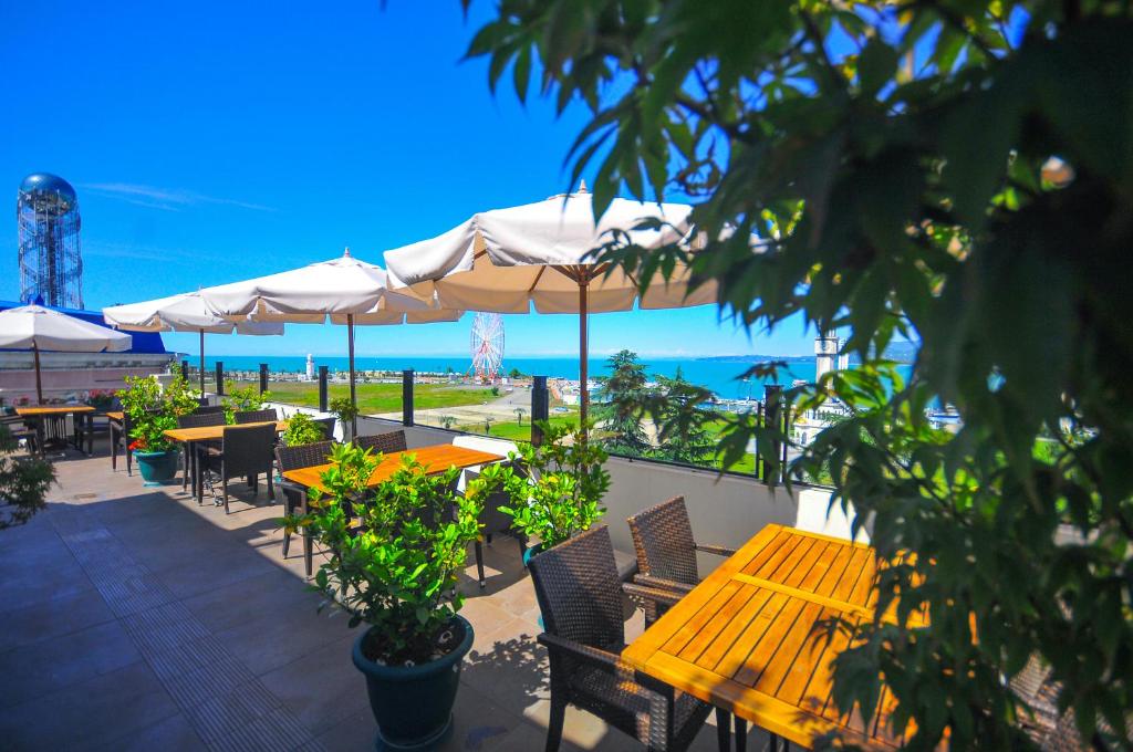 Батуми отели у моря все включено цены