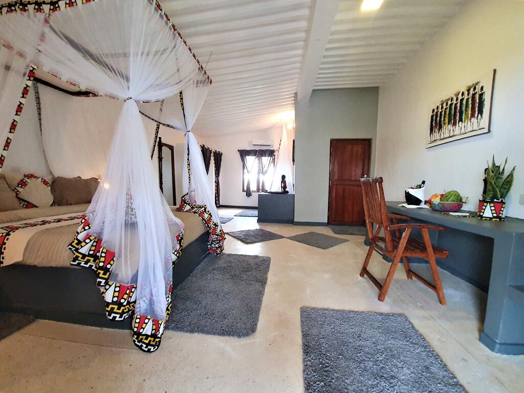Отель Tanzanite Beach Resort